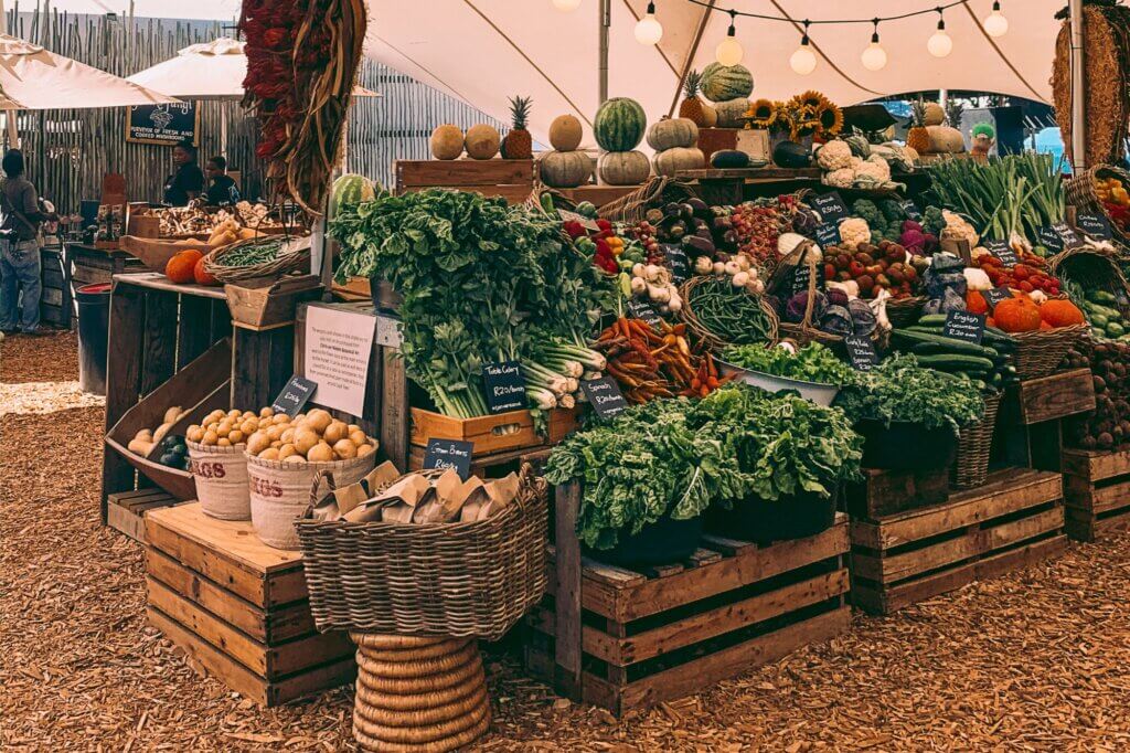 Stöbere durch den Oranjezicht City Farm Market