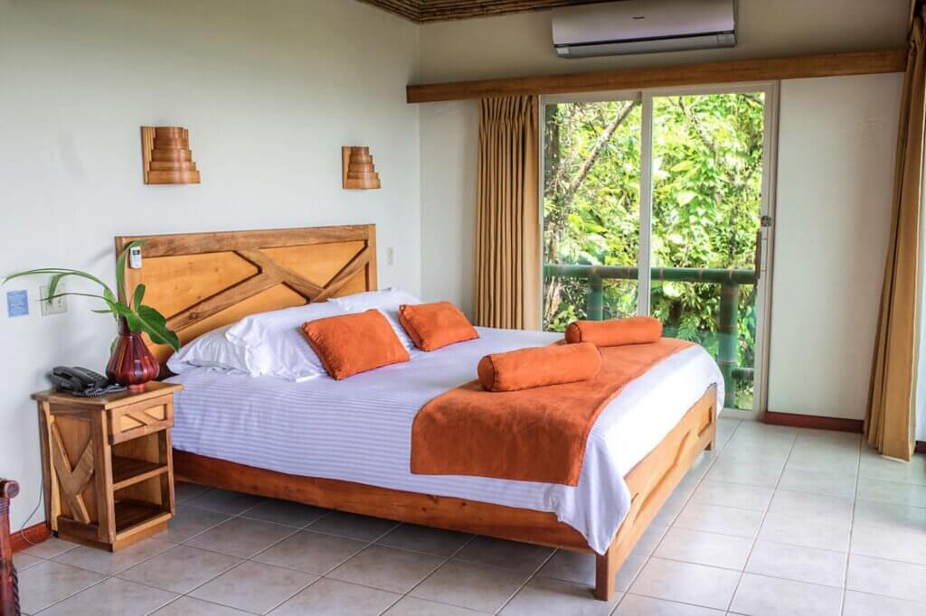 Si Como No Resort & Wildlife Refuge