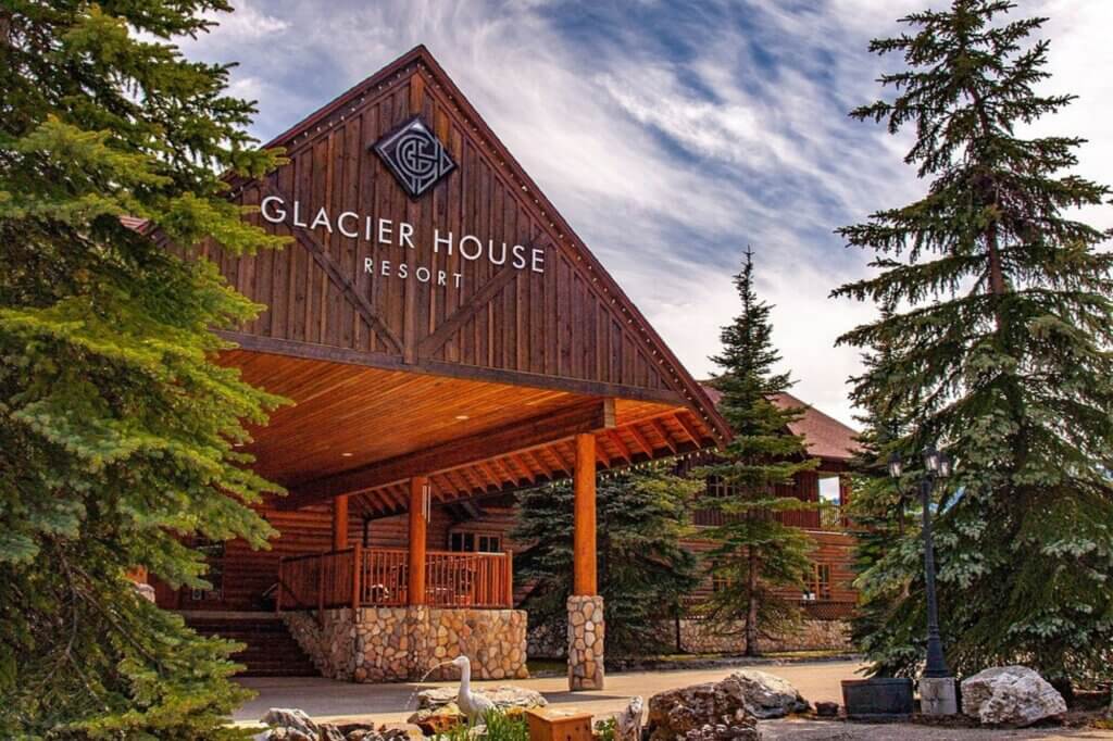 Glacier House Resort