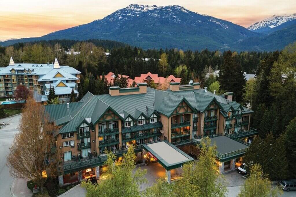 Pinnacle Hotel Whistler Village